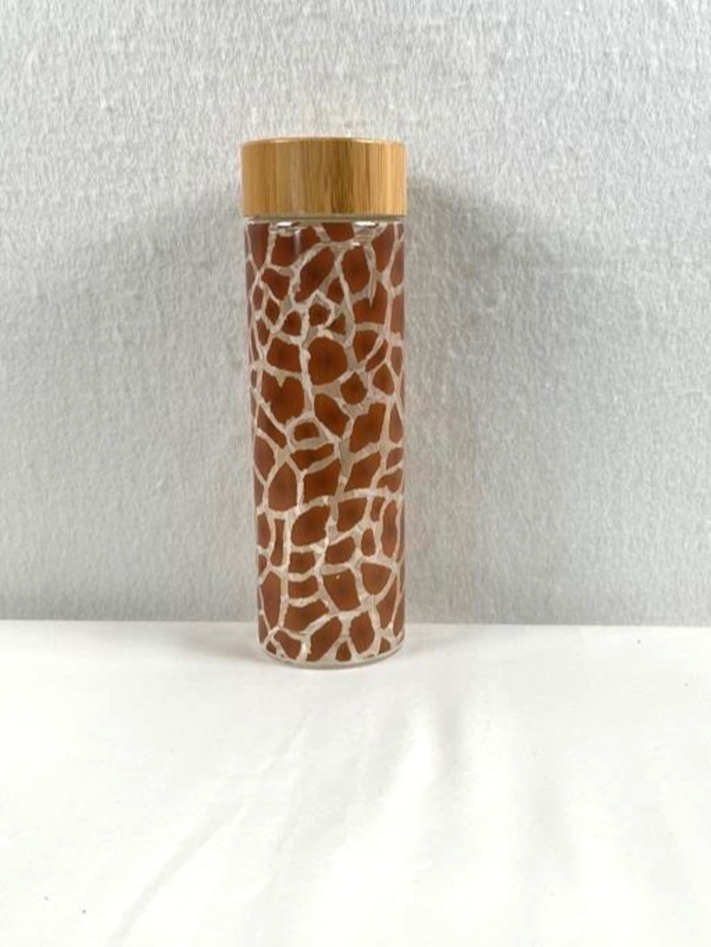 Apana Glass Bottle with Bamboo Lid & SS Filter Safari Animal Giraffe Parttern